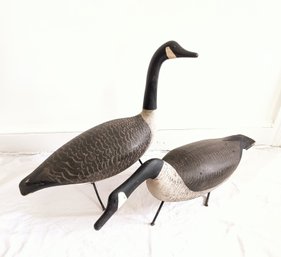 Extraordinary Life-size Vintage Geese Sculpture - A Pair