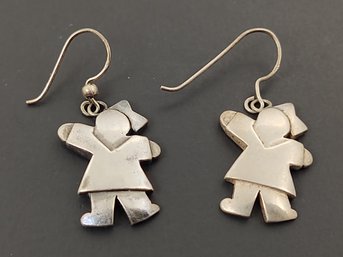 VINTAGE STERLING SILVER GIRL WITH BOW IN HAIR EARRINGS