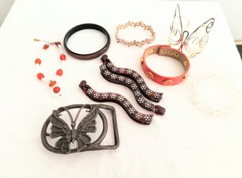 Vintage And Vintage Style Jewelry And Hair Clips Lot