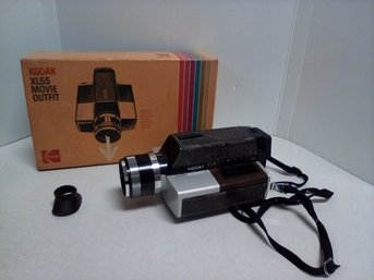 Kodak XL55 Super 8 Movies Camera - Kodak Ektar Zoom Lens - Permits Indoor Without Special Lights   LP/C5