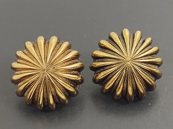 VINTAGE DESIGNER MIRIAM HASKELL RIBBED DOME CLIP ON EARRINGS