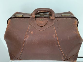 Amazing Vintage Leather 'Doctor's Bag'