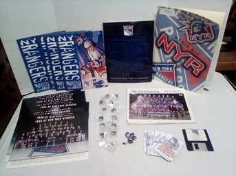 NY Rangers 96/97 Official Team Yearbook, Team Picture, 1981 Playoff, 94 Stanley Cup Team Book LP/E4