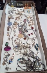 100 Piece Jewelry Collection For Crafts - Broken Or Single Pieces, Knotted, Intaglio & More  TA/A3