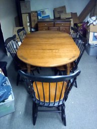 Lovely Hitchcock Harvest Stenciled Wood Dining Table With 2 Filler Leaves & 5 Hitchcock Chairs          VL/CV2