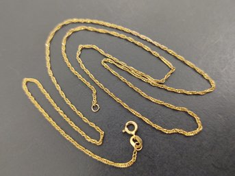 VINTAGE 14K GOLD 1MM TWISTED CHAIN LINK NECKLACE