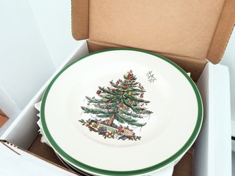 Set Of Six Newer Spode Christmas Dinner Plates / One Of Two Sets In This Sale
