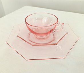 Set Of Six Vintage Cups, Saucers And Dessert Plates In Pink Glass