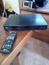 LG Network Blu-Ray Disc/DVD Player May 2018 With Remote        LvRm