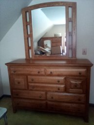 Beautiful Honey Colored Wood Tradewins Brand Dresser With 9 Drawers & Beveled Mirror BR4