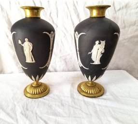 Stunning Pair Of Porcelain Vases / Urns With White Overlay