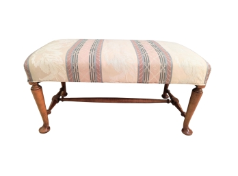 Upholstered Bench In Traditional Style