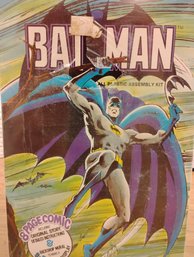 SEALED In Box 1974 Batman Plastic Model Kit