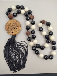 VINTAGE CHINESE CARVED WOOD ONYX & JASPER BEADS SILK TASSEL MALA NECKLACE