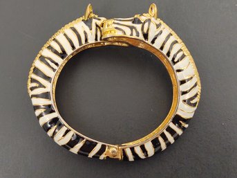 DESIGNER FORNASH ENAMELED DOUBLE ZEBRA HINGED BYPASS BRACELET