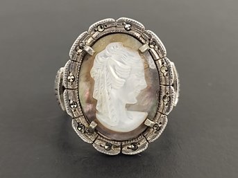 ANTIQUE ART DECO STERLING SILVER MOTHER OF PEARL CAMEO & MARCASITE RING