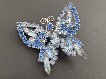 VINTAGE JULIANA RHINESTONE BUTTERFLY BROOCH