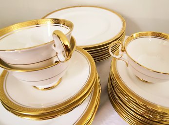 Large Set Of Ainsley English Bone China Dinnerware