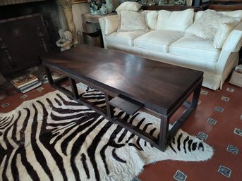 Extra Long Wood Coffee Table With Retractable Drinks Trays