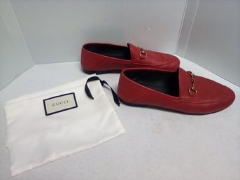 Gucci Size 6 Ladies Low Heel Red Shoes With Brass Hardware - Comes With Silky Gucci Drawstring Storage Bag