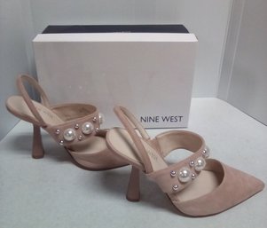 Nine West Ladies 8M Light Pink Suede Sling Back Heels With Pearl Style & Silver Tone Accents - Worn Once