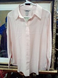 H&M New Never Worn Shell Pink Ladies Size Medium Button Down Blouse With Fance Cuffs