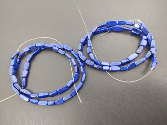 2 LOOSE STRANDS OF LAPIS LAZULI BEADS