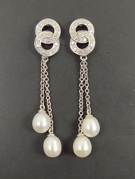 STUNNING VINTAGE 10K WHITE GOLD DIAMOND & 5mm PEARL DROP EARRINGS