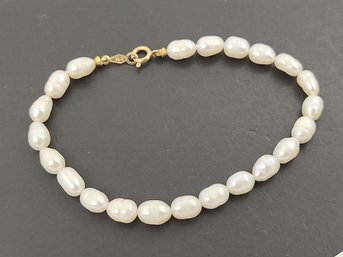 VINTAGE 14K GOLD 5mm - 6mm PEARL BRACELET