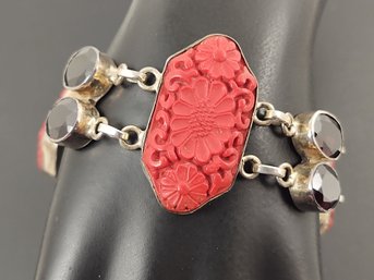 VINTAGE STERLING SILVER CINNABAR & GARNET BRACELET