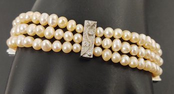 VINTAGE MULTI STRAND STERLING SILVER PEARL BRACELET