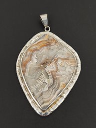 LARGE HEAVY VINTAGE STERLING SILVER AGATE PENDANT