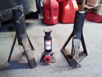 Auto Jack/stands - 3 Units - Metal - Preowned                     LP/CV2