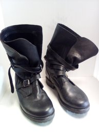 Steve Madden Ladies Size 8-1/2 Black Leather Boots With Buckles   TT/CVBKB