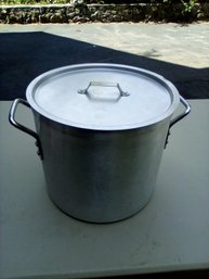 Eagleware 12 Inch Handled Spaghetti Pot With Lid      Gar