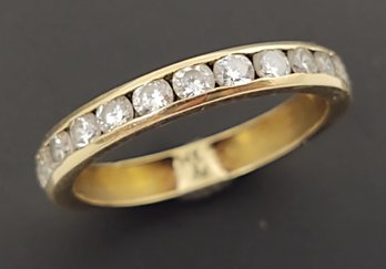 BEAUTIFUL VINTAGE 14K GOLD CZ ANNIVERSARY BAND RING