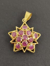 BEAUTIFUL 18K GOLD RUBY STAR PENDANT