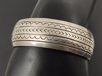 VINTAGE NAVAJO NATIVE AMERICAN JAMES SHAY STERLING SILVER CUFF BRACELET