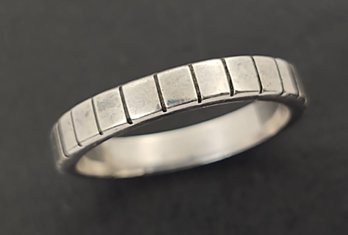 VINTAGE MODERNIST DESIGN STERLING SILVER BAND RING