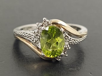 STUNNING STERLING SILVER & 10K GOLD PERIDOT RING