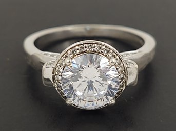 STUNNING STERLING SILVER CZ HALO RING