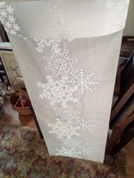 Three Dash Away Home Matching Winter Inspired Dressy Table Runners    DR