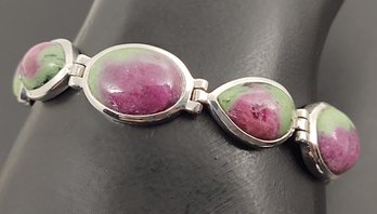 BEAUTIFUL STERLING SILVER RUBY ZOISITE CABOCHON BRACELET