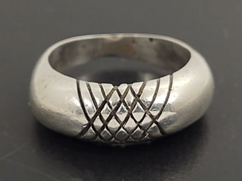 VINTAGE MODERNIST SIGNED EB STERLING SILVER RING POSSIBLY NATIVE AMERICAN