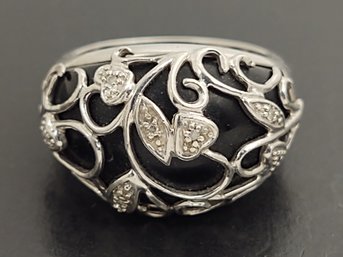 BEAUTIFUL STERLING SILVER ONYX & DIAMOND LEAF RING