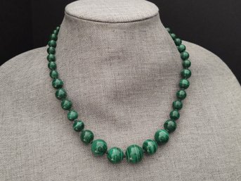 BEAUTIFUL STERLING SILVER MALACHITE & ONYX GRADUATED BEADS NECKLACE