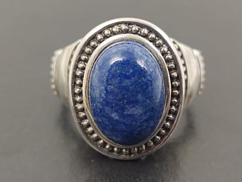 BEAUTIFUL STERLING SILVER BLUE LAPIS CABOCHON RING