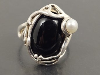 ISRAEL DESIGNER HAGIT GORALI BRUTALIST STERLING SILVER ONYX & PEARL RING