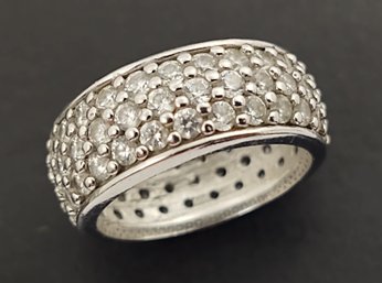 BEAUTIFUL STERLING SILVER CZ ROWS BAND RING