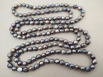 STUNNING VINTAGE 9mm - 10mm BLACK PEACOCK PEARL NECKLACE 64'